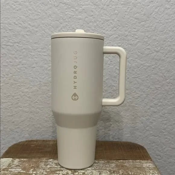 Hydrojug Cream 32 Oz Traveler Water Bottle - Picture 2 of 5